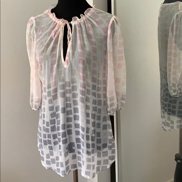 Quicksilver Blouse size M - Picture 2 of 6